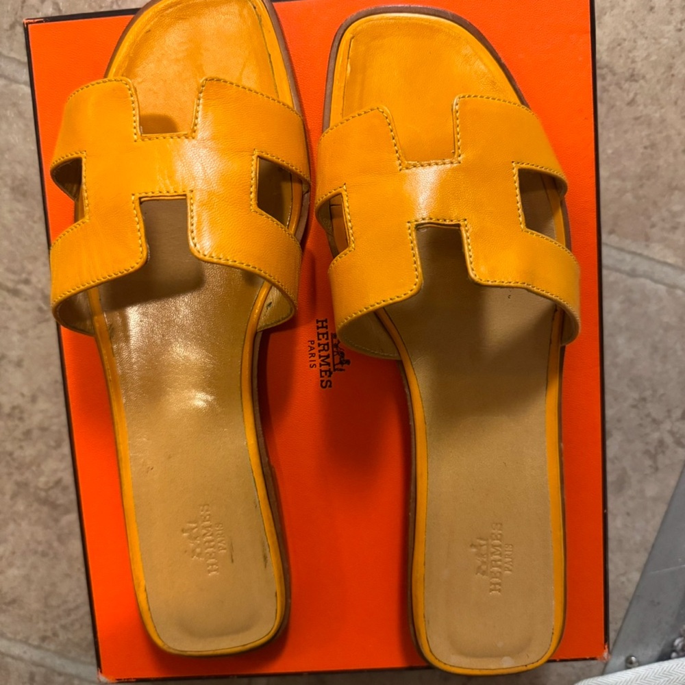 Hermes Oran Sandal Slide Yellow Size 41.5